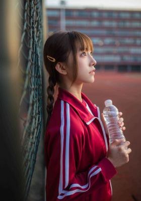 朴诗妍女人香