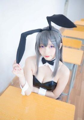 她很漂亮韩剧高清在线观看
